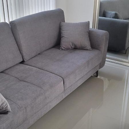 Opera Appartment Тирана Экстерьер фото